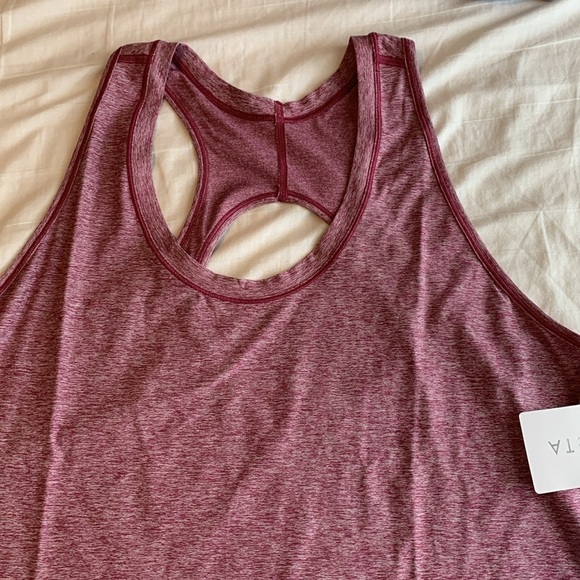 New! Athleta Nitro Tank Heather Berry 2X Keyhole Back 657788 Workout CrossFit - Picture 6 of 10